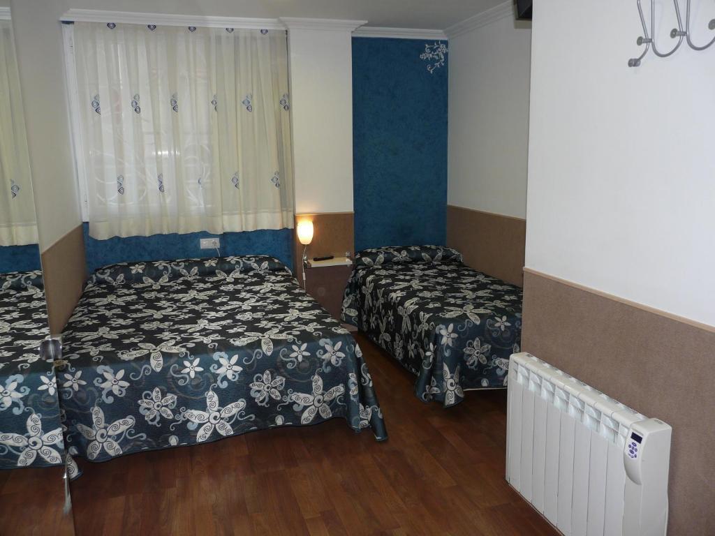 Hostal Gaudi Cuenca Cuenca (Castilla-La Mancha) Quarto foto